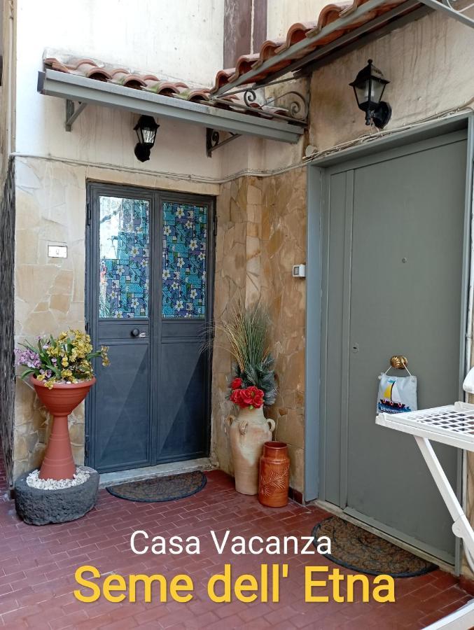 Seme Dell' Etna Villa คาตาเนีย ภายนอก รูปภาพ